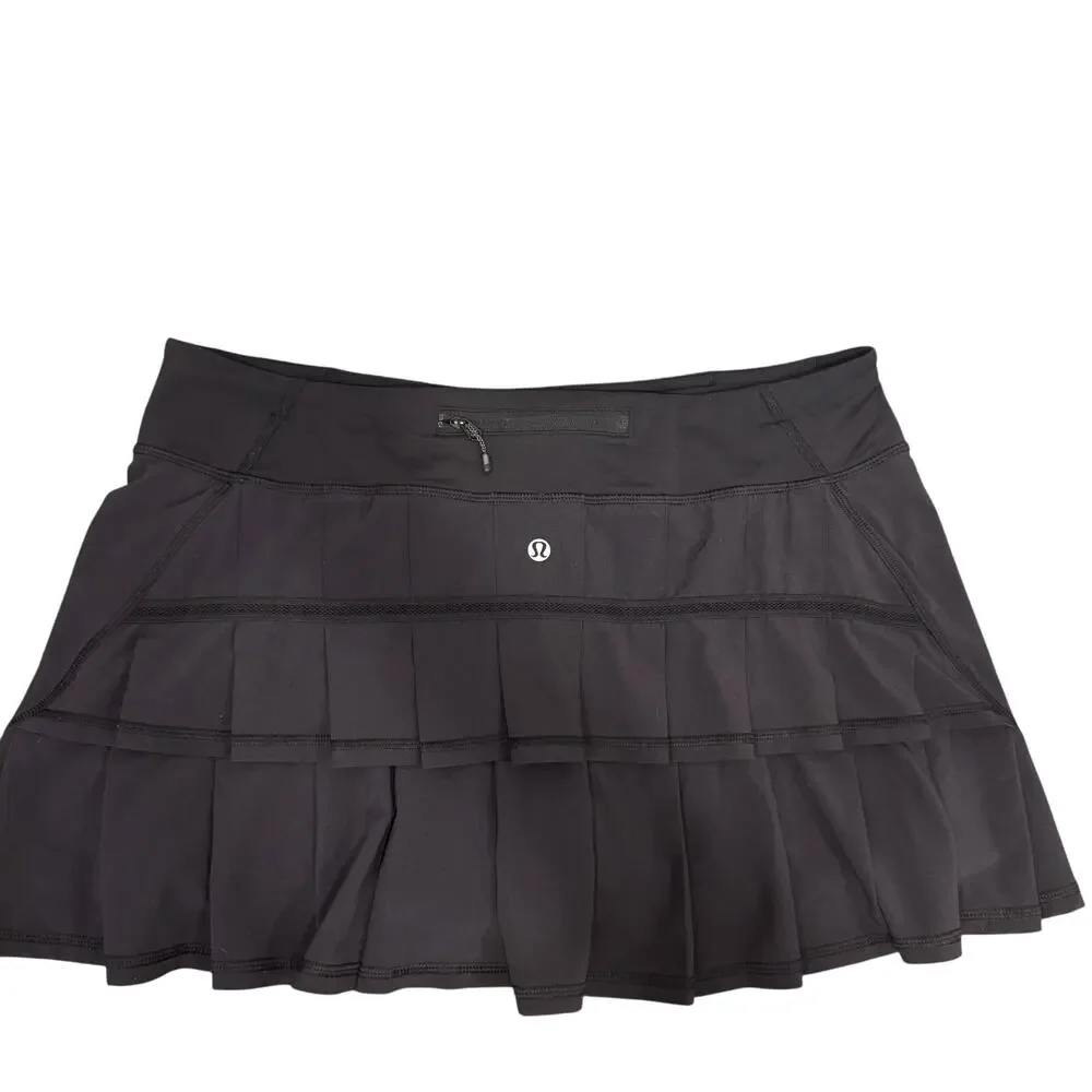 Lululemon Pace Setter pleated skirt excellent condition in black - size 10